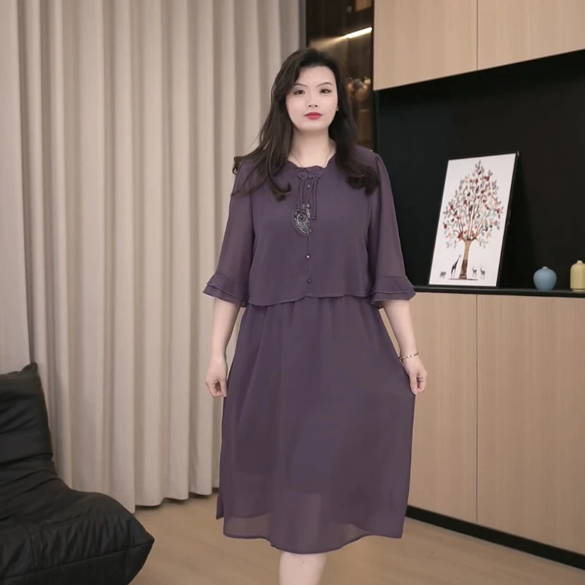 胖依依大码女装新款圆领遮肉显瘦宽松时尚大码连衣裙240983