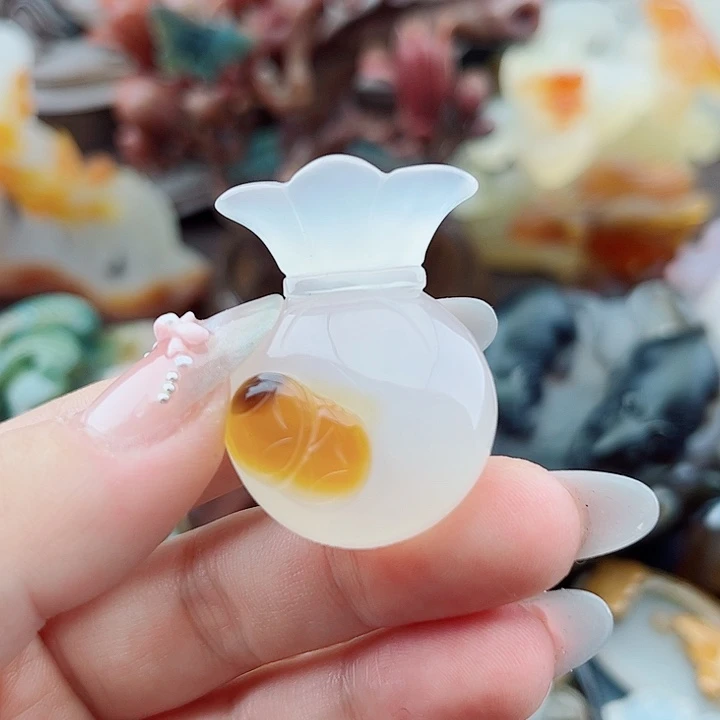∑***l玛瑙未镶嵌手饰吊坠