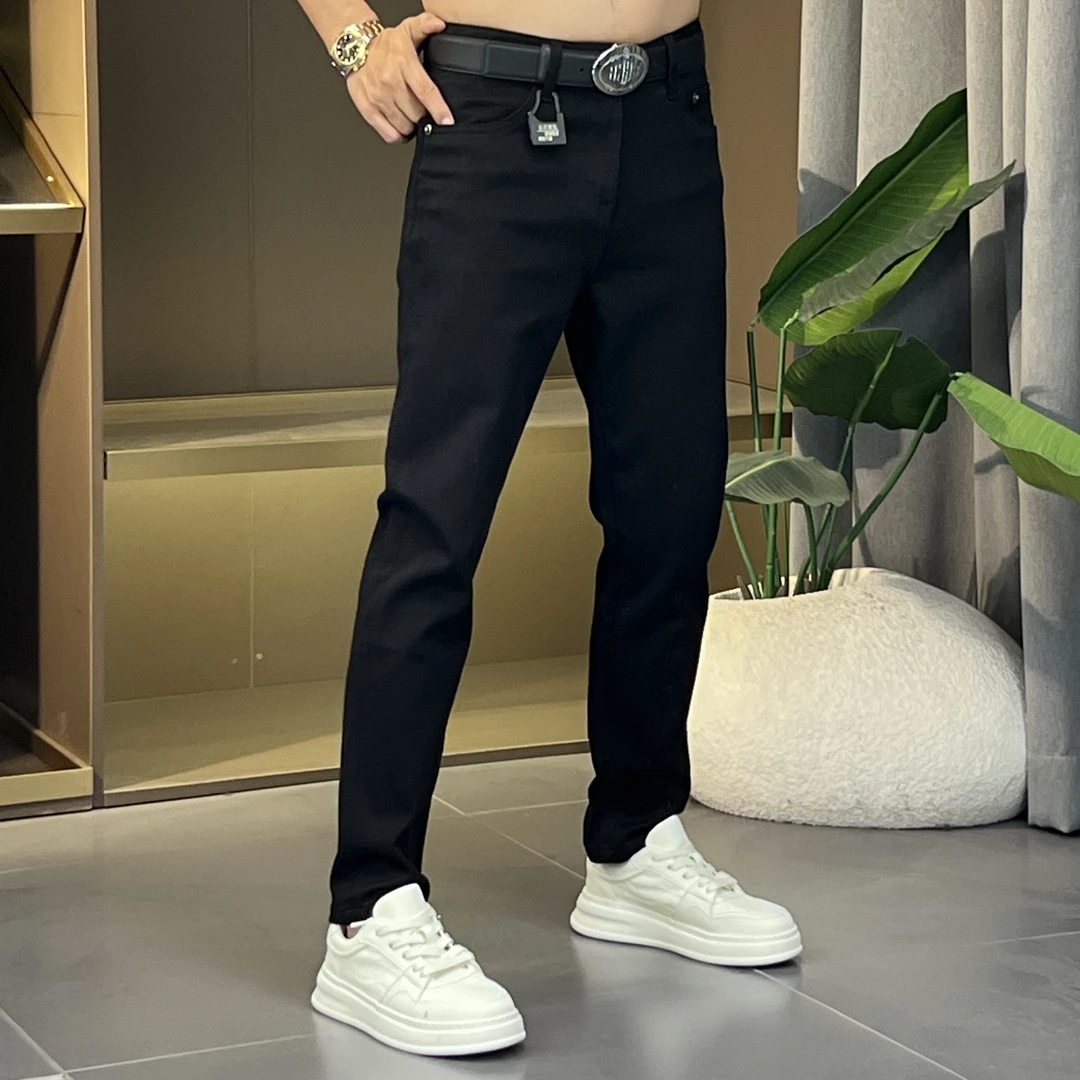 秋季男士纯黑牛时尚百搭修身小脚轻奢欧货弹力牛