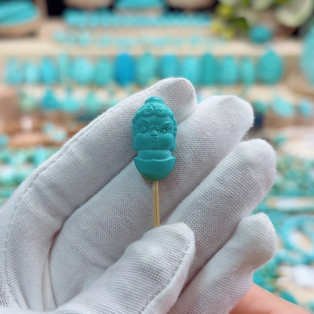 绿松石未镶嵌珠宝奇石