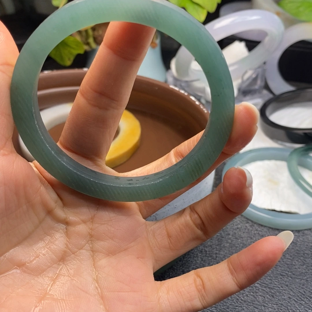 苏***呀定制翡翠未镶嵌54