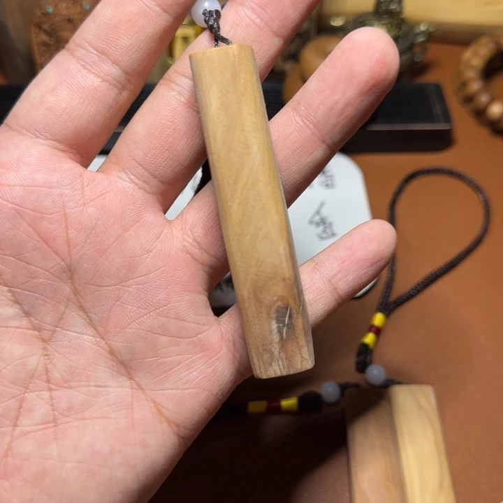 檀香木迈索尔老山檀香小手把件