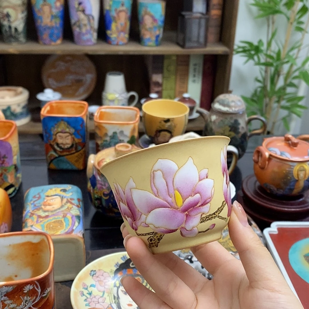 玉兰手工手绘制作茶具