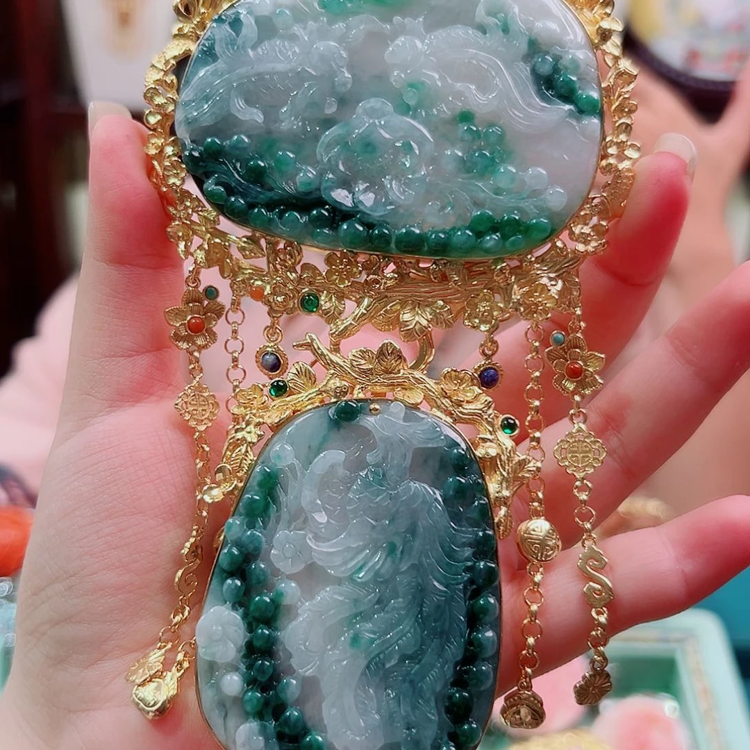 颈饰翡翠未镶嵌国风