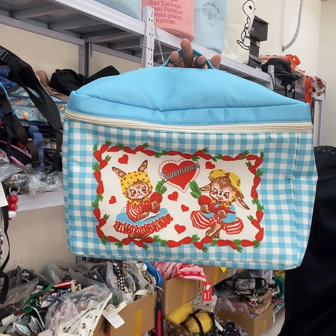 PU化妆包等各种产品和