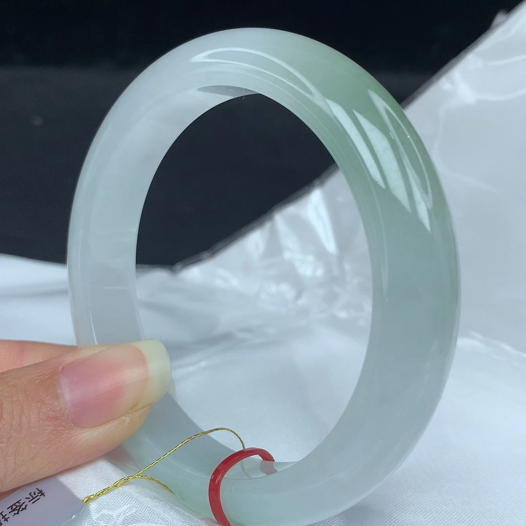 翡翠手镯未镶嵌58圈0826