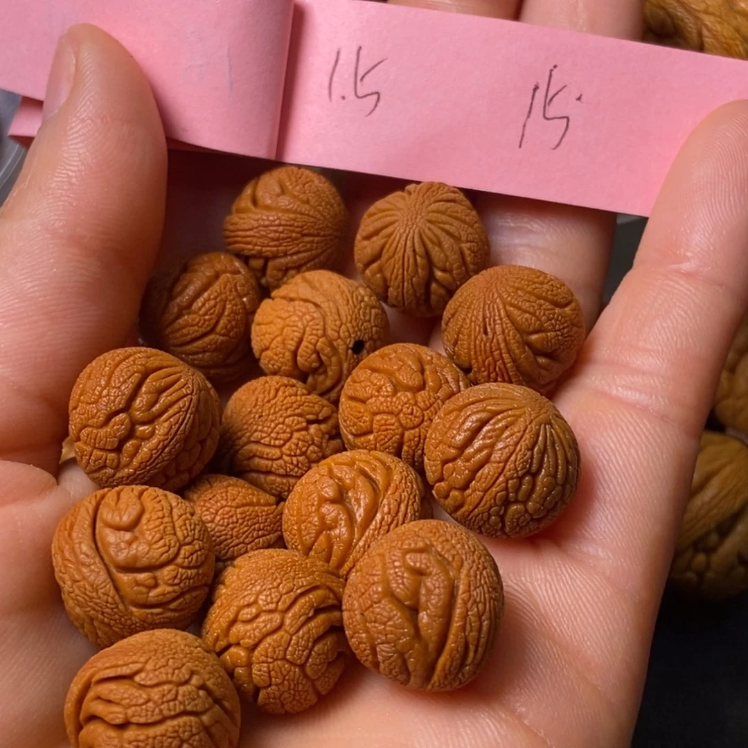 吊坠桃核陕西秦岭山桃核