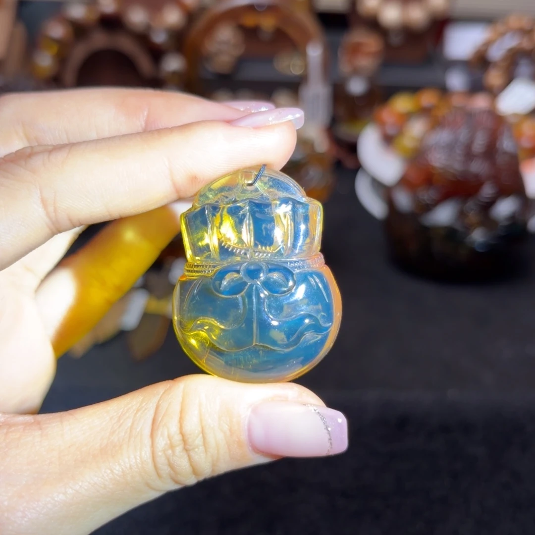 琥珀未镶嵌珠宝奇石天空蓝钱袋