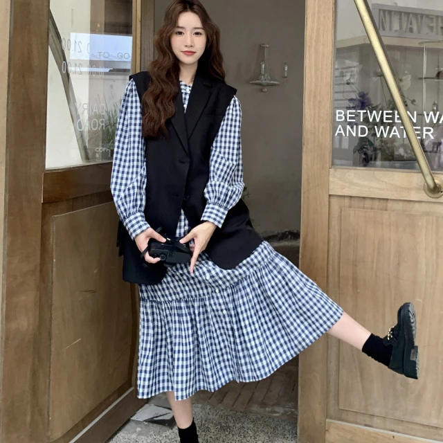 法式覆古松弛感格子连衣裙套装女秋季2025新款叠穿西装马甲两件套