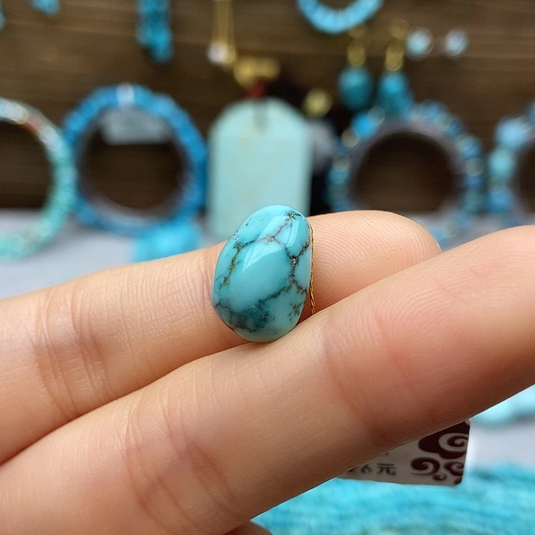 绿松石未镶嵌瓷釉级随行