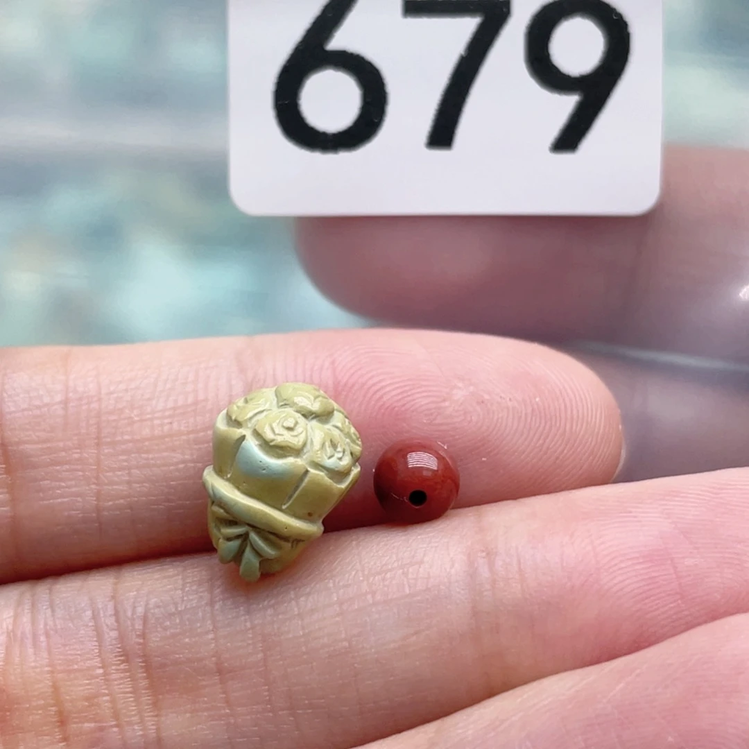 未镶嵌南红玛瑙珠宝奇石