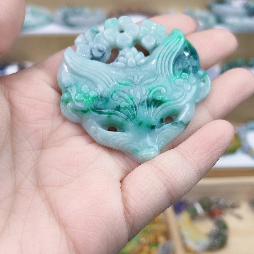 风***笔翡翠未镶嵌手链吊坠