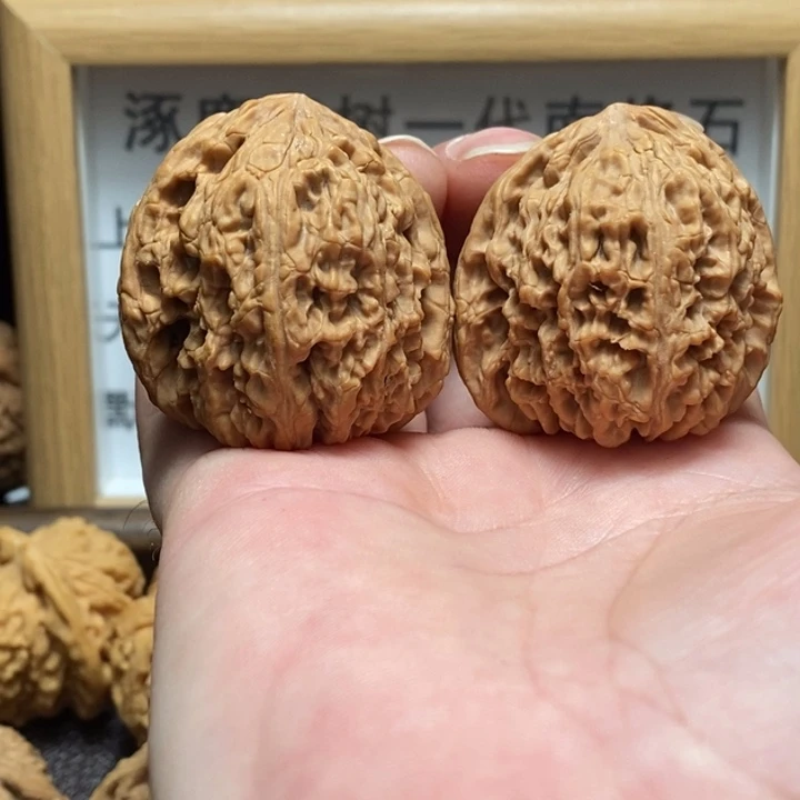 文玩核桃吊坠39/38/39