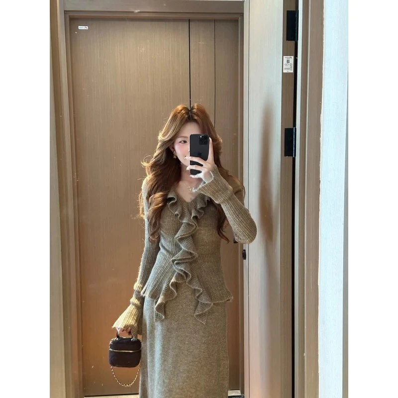 法式针织套装连衣裙子女秋冬季2025新款一整套高级感长裙早秋穿搭