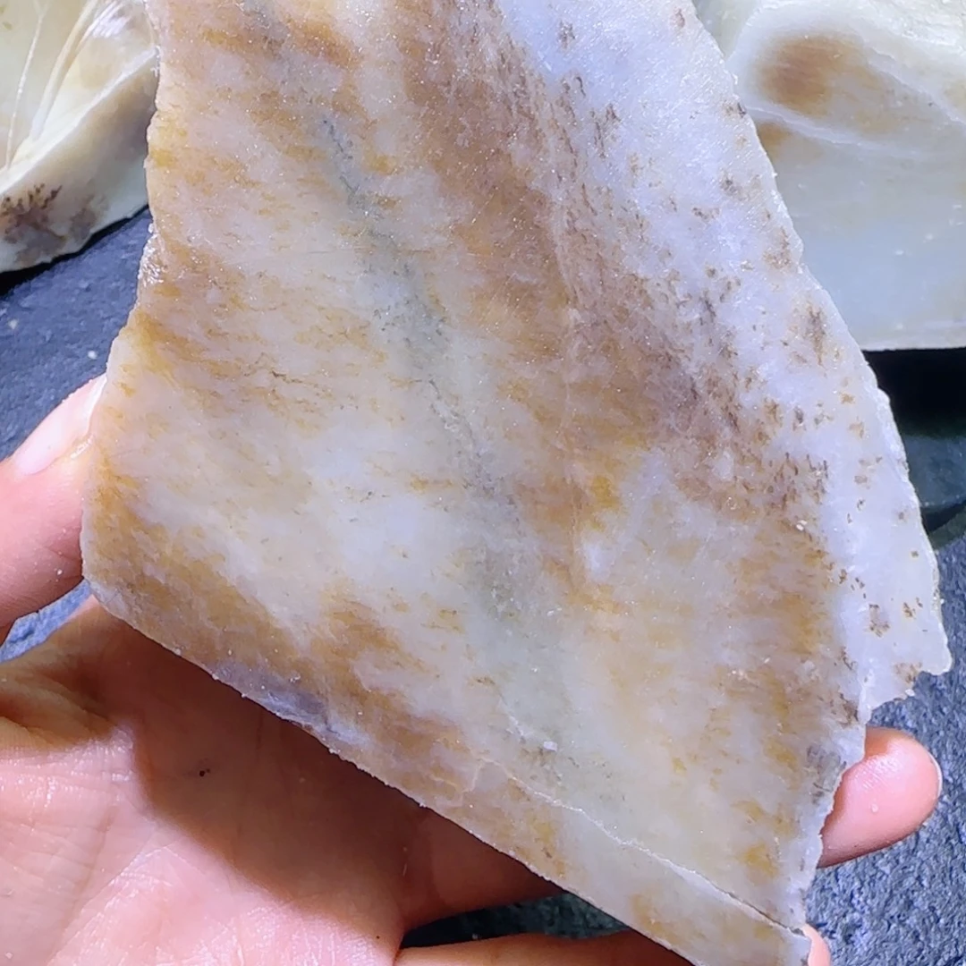 和田玉未镶嵌珠宝半成品