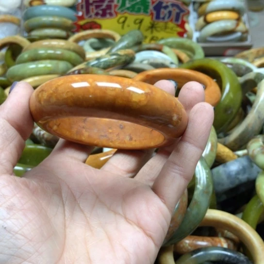 未镶嵌蛇纹石玉手镯?****?