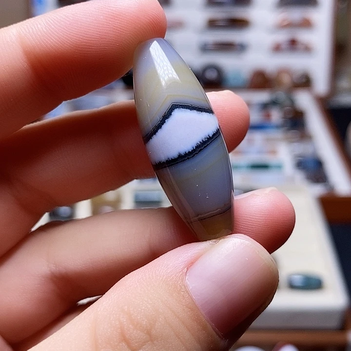 玛瑙/玉髓未镶嵌颈饰