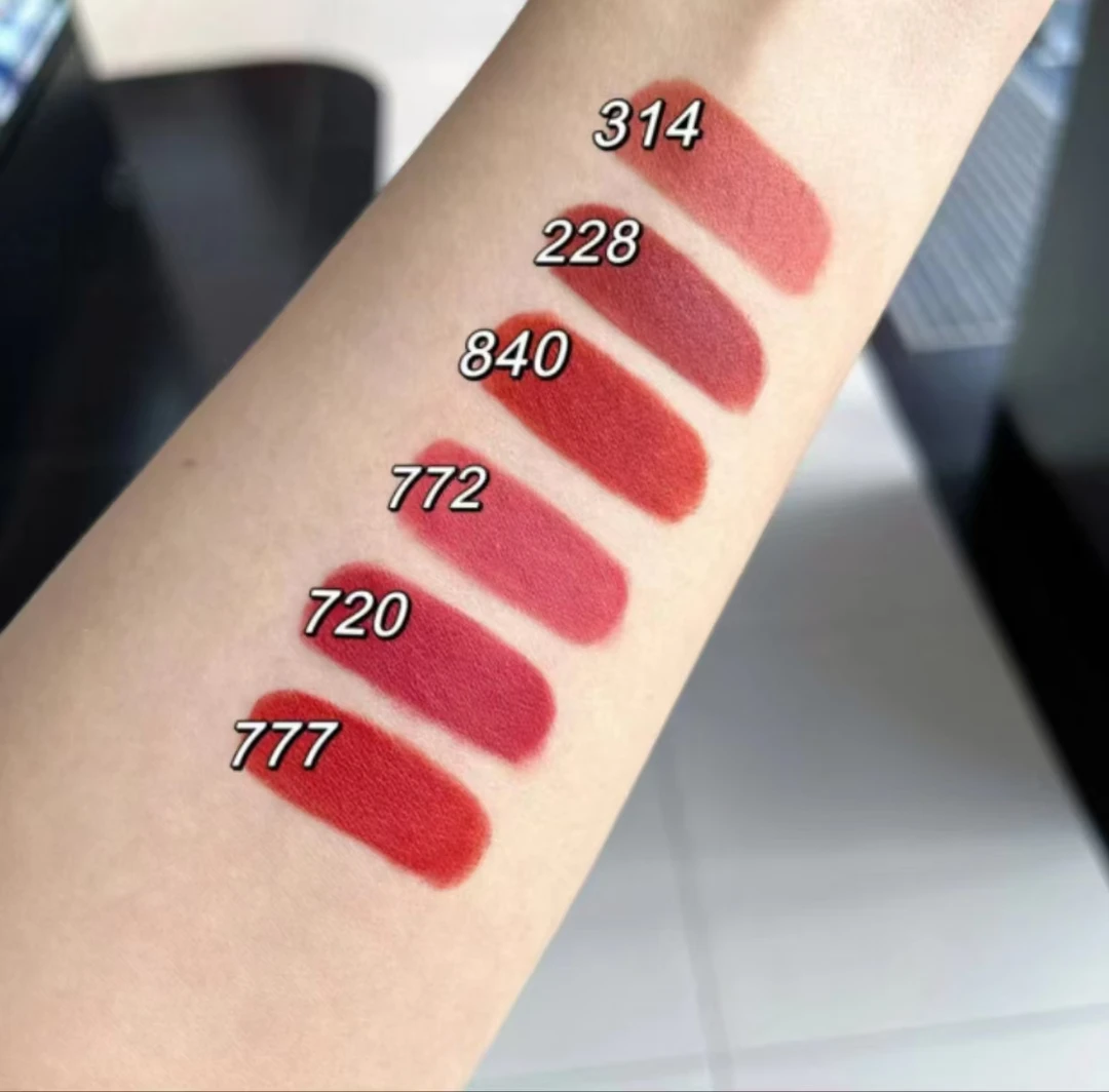 热门哑光丝绒口红显白不掉色正品正装 配礼盒礼袋