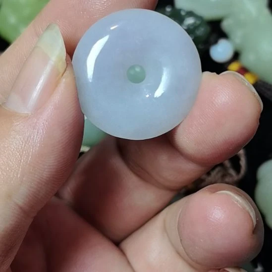 爆***子和田玉未镶嵌颈饰