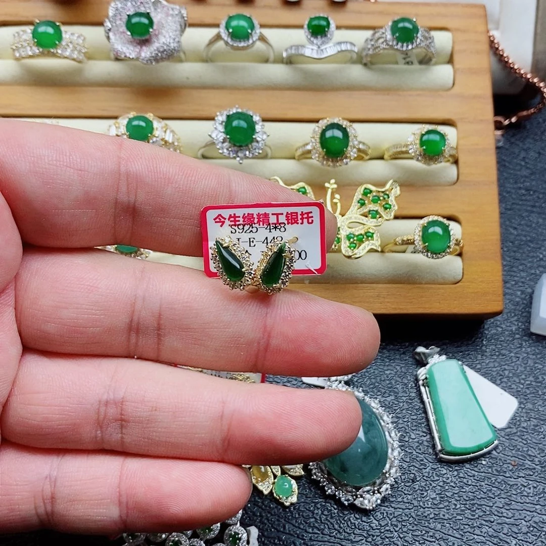 银S925镶嵌戒指翡翠