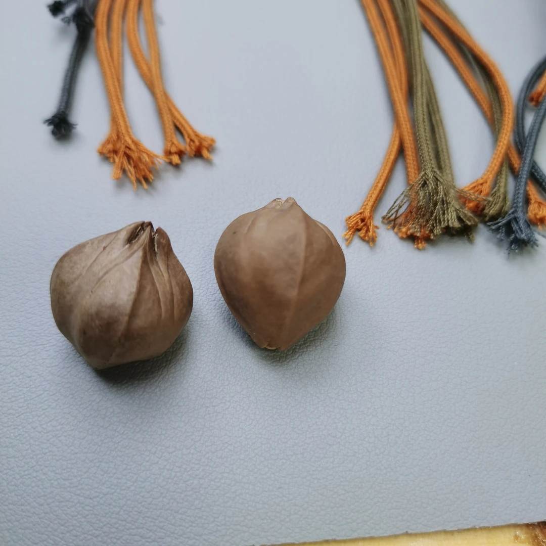 梅林铁核19   22原皮四面佛两棵 白霜红肉