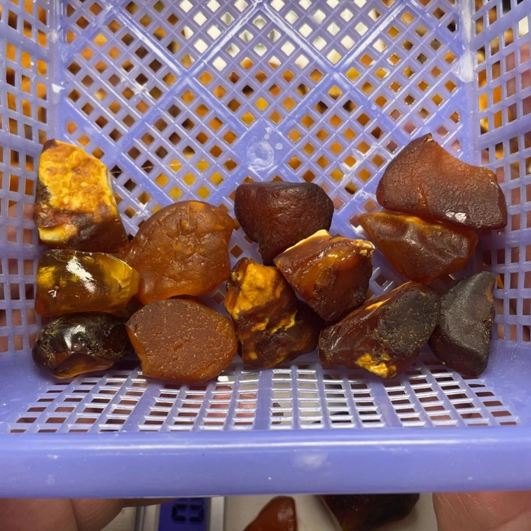 定制琥珀未镶嵌?****格琥珀蜜蜡手串随形