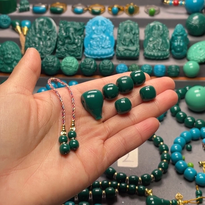 石材中*人老油绿套装