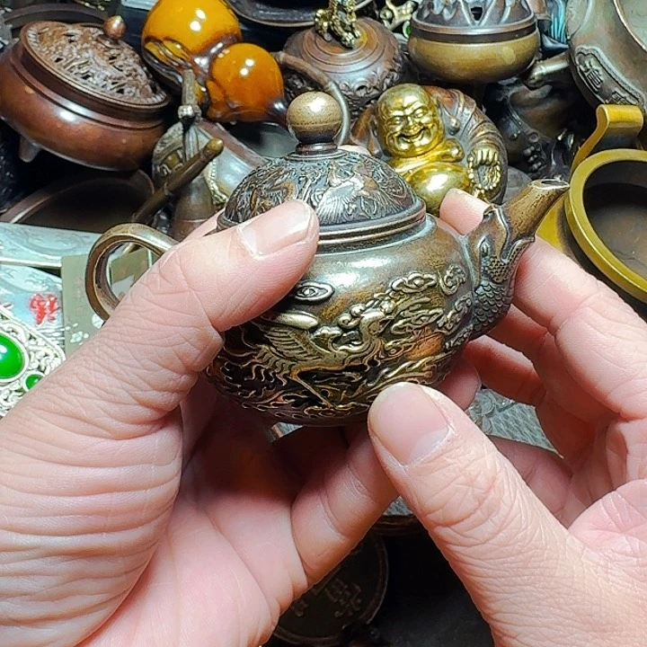 铜器摆件收收藏藏