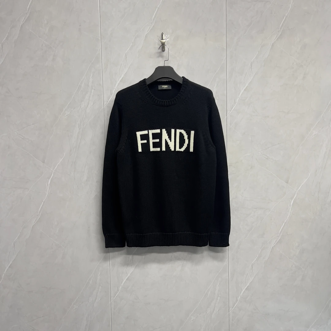 全新未使用 FENDI/芬迪 胸口Logo螺纹毛衣/W0774/54码/稀少大码