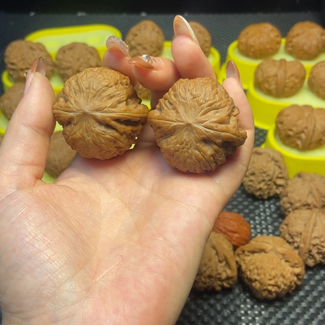 柠***不文玩核桃把件铁锤41➕全品