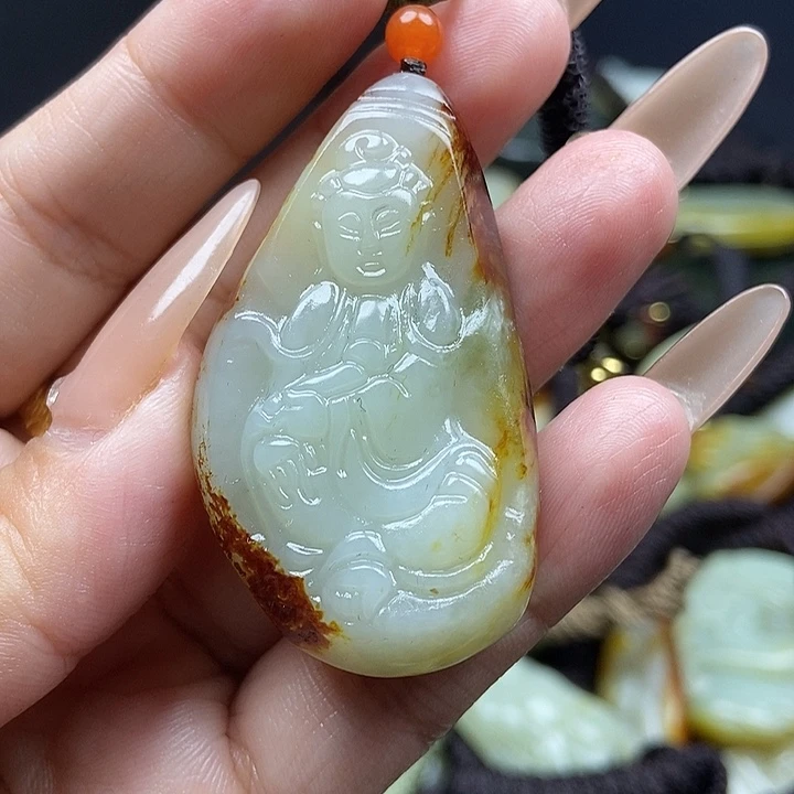 和田玉未镶嵌颈饰