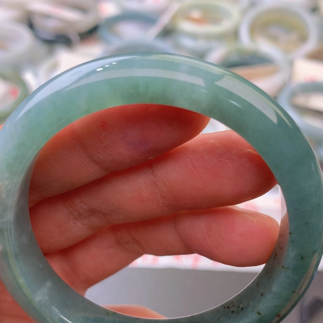 翡翠手镯未镶嵌236888888888