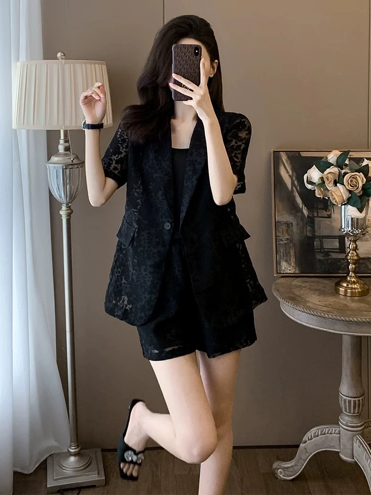 86015 时尚高级感小西服套装女2025夏季新款气质宽松百搭三件套