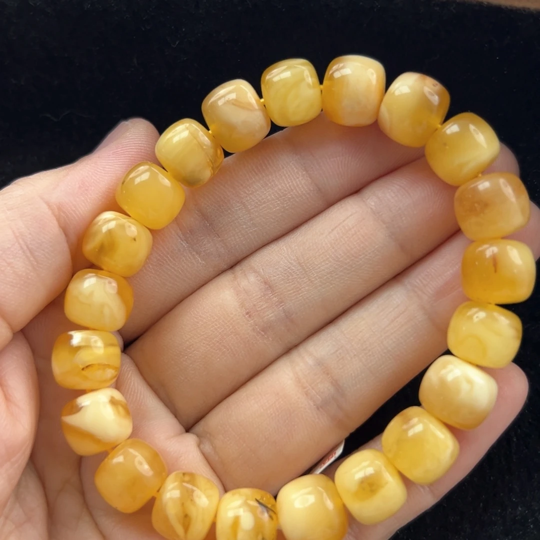 未镶嵌琥珀珠宝奇石