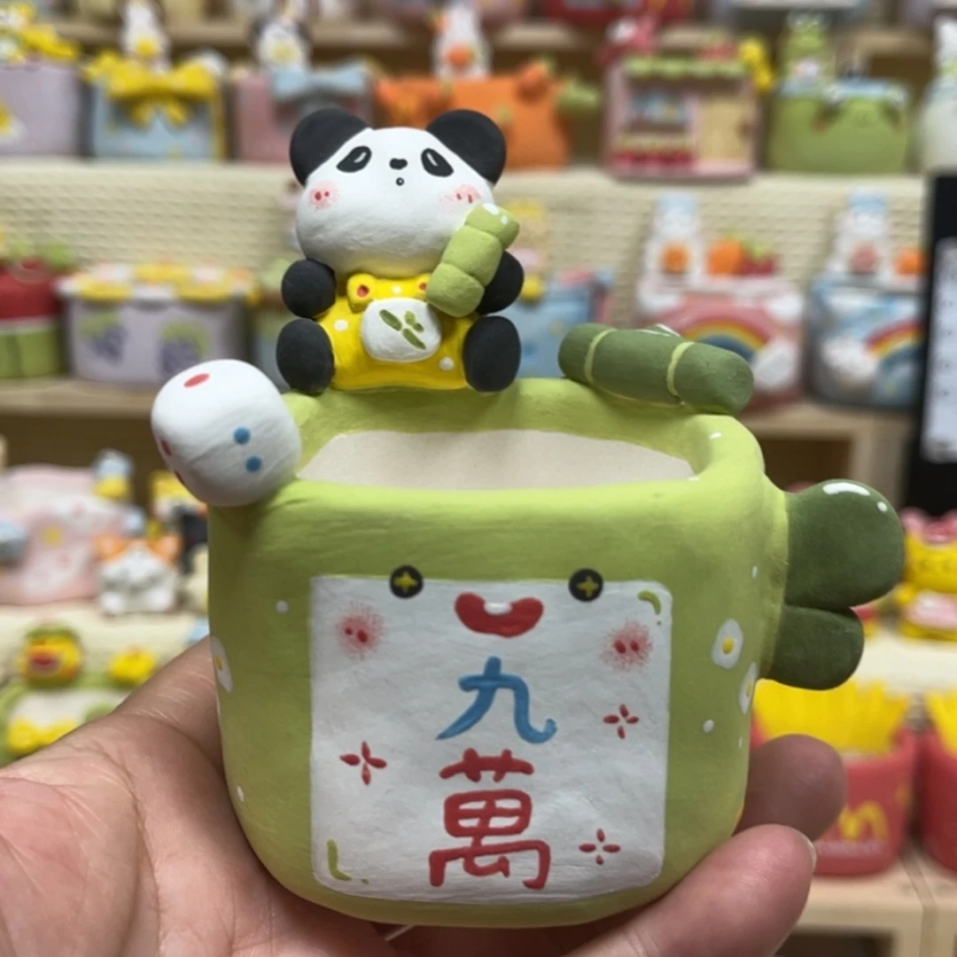 003。    麻将熊猫多肉花盆