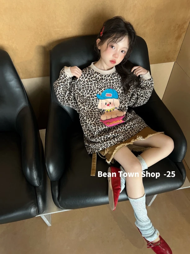 8872洋妞四季童装