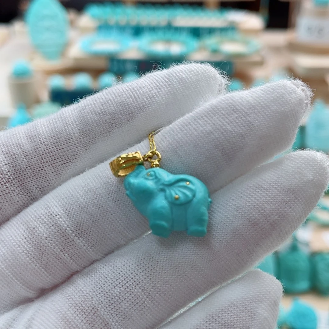 18K金镶嵌绿松石珠宝奇石