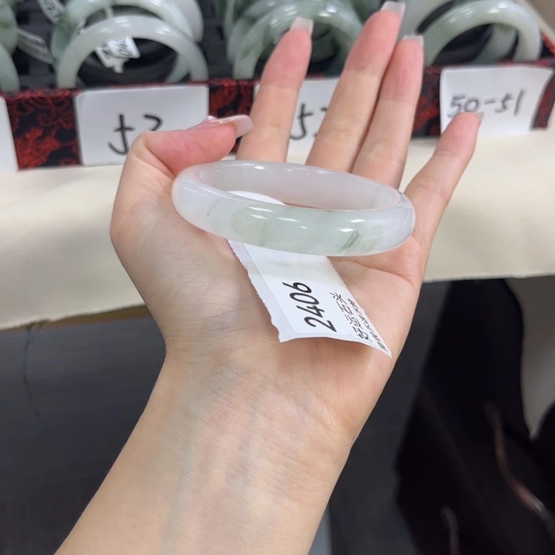 石英质玉未镶嵌手镯2406
