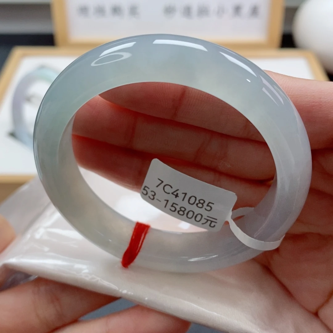 翡翠手镯未镶嵌天然A货翡翠手镯