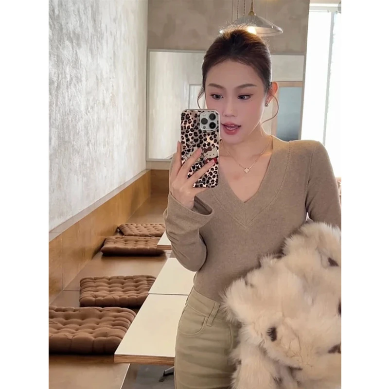 【慕斯双面绒】秋冬韩版时尚打底衫女V领长袖T恤百搭修身显瘦内搭