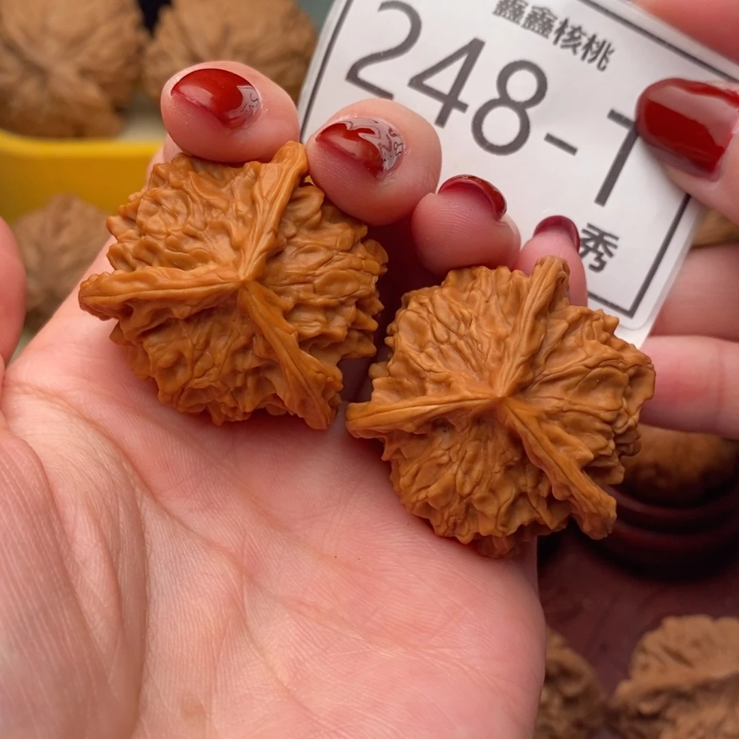 文玩核桃把件盘山奔37