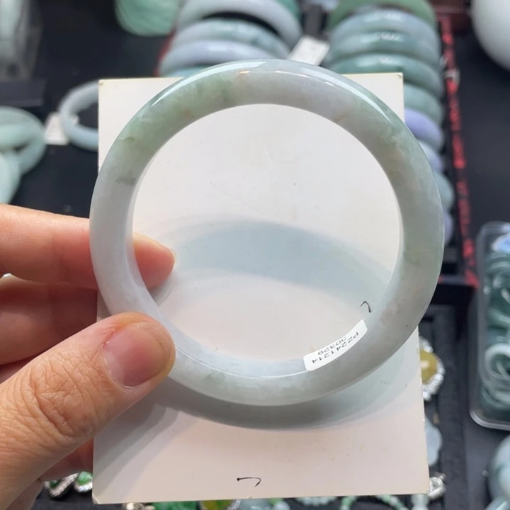 翡翠手镯未镶嵌翡翠手镯58圈口