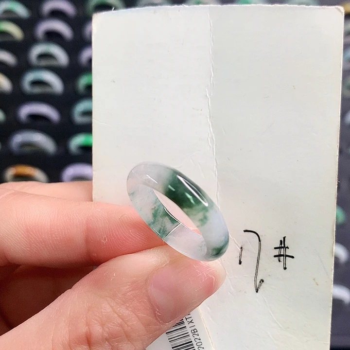 翡翠戒圈未镶嵌翡翠