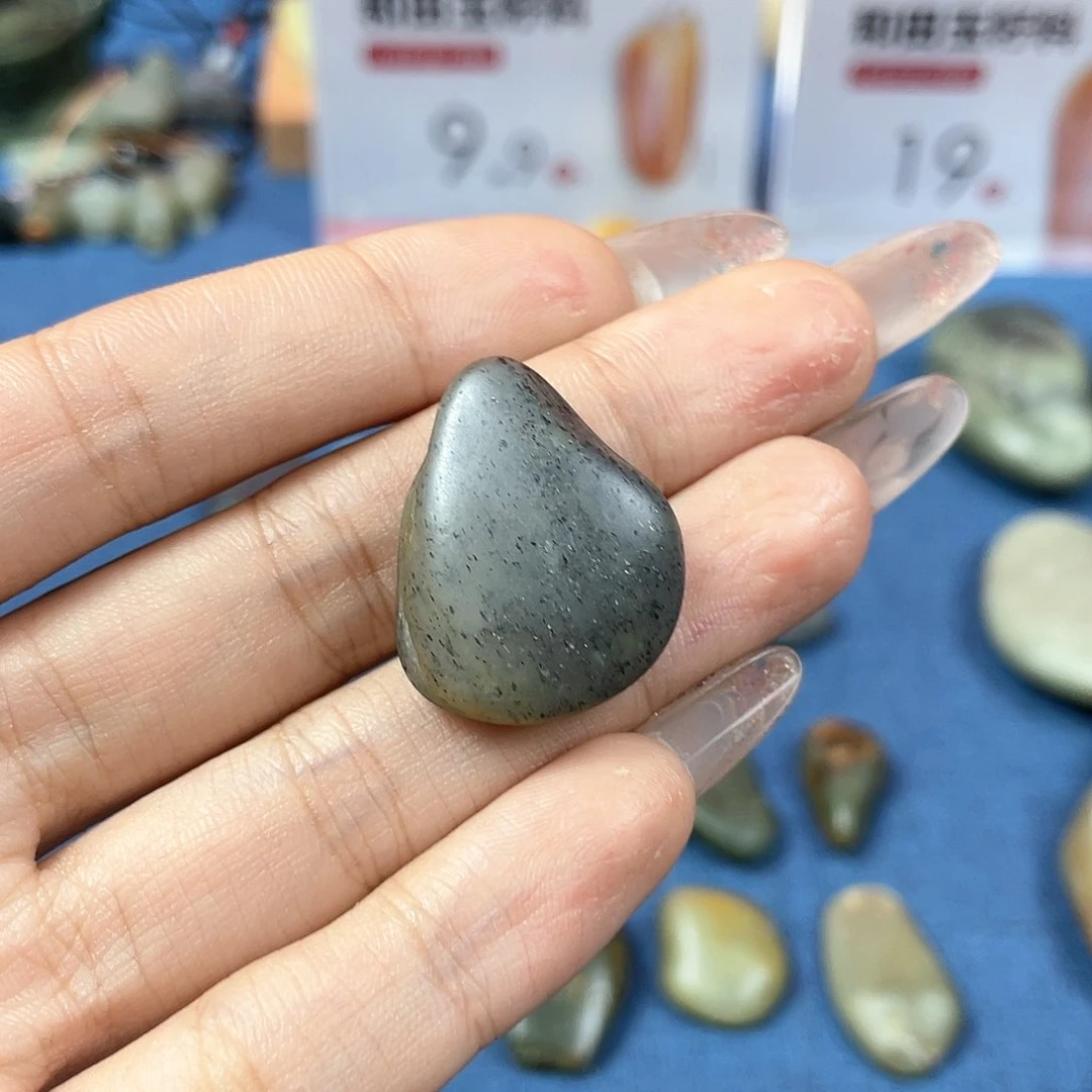 和田玉（糖玉）珠宝奇石未镶嵌魏****店