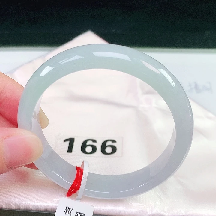 未镶嵌手镯翡翠166