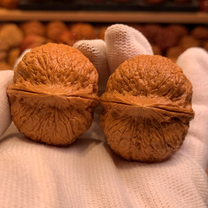 吊坠文玩核桃33………..