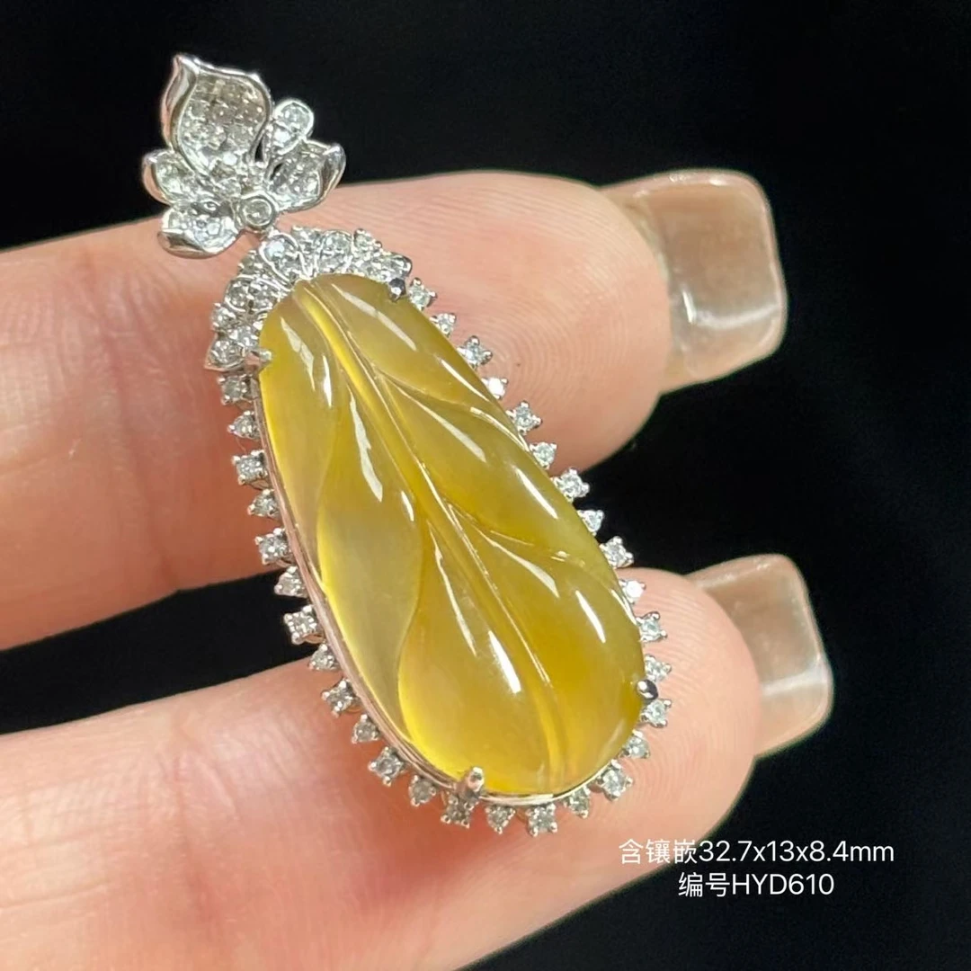 《缅甸珠宝严选》缅甸翡翠冰黄翡叶子吊坠（下单质询客服）HYD