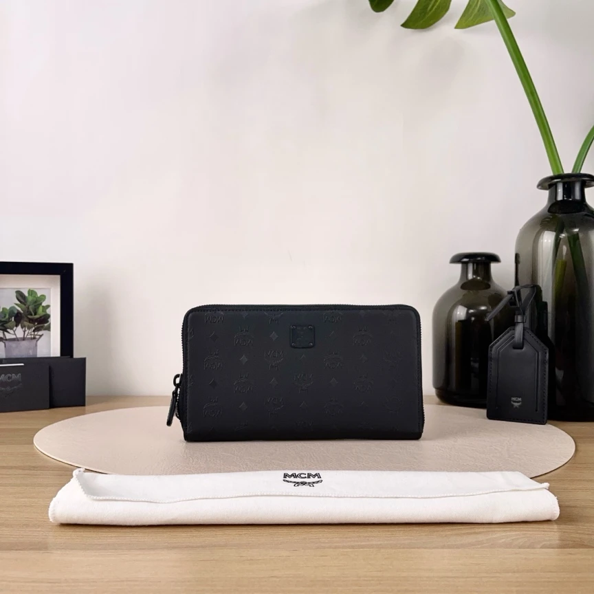 95新 MCM 老花满印钱包/9721