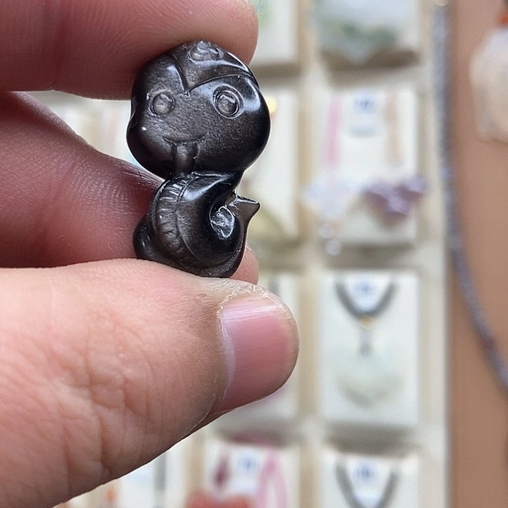 黑曜岩颈饰未镶嵌谭*儿