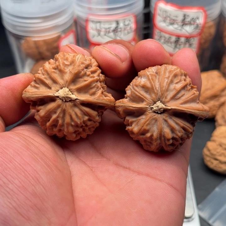 把件文玩核桃宫灯43